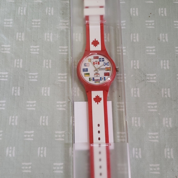 Watch - Picture 2 of 2